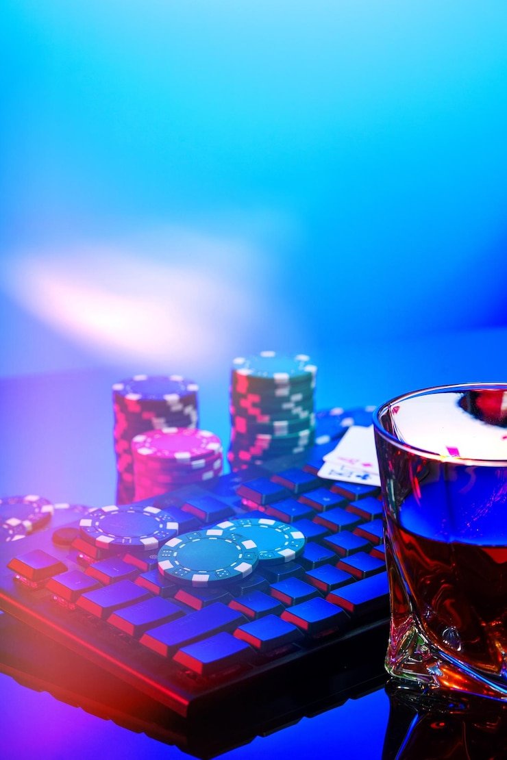 Dealer profesional miles4d di meja Texas Poker dengan antarmuka permainan yang jelas